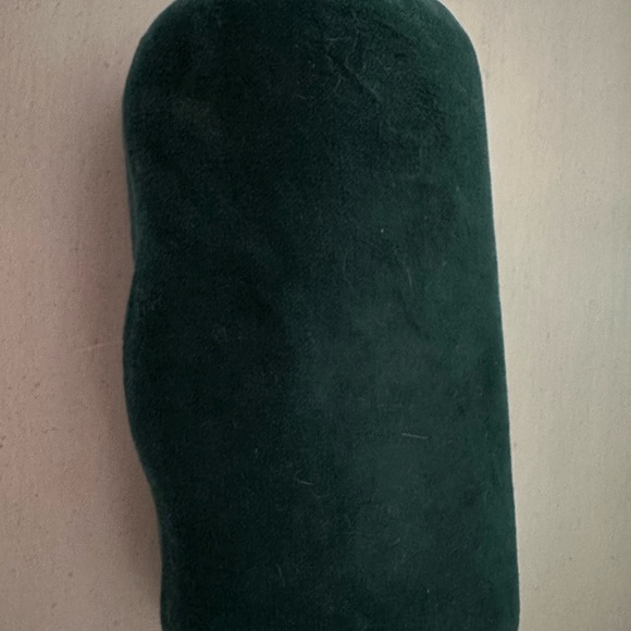 Authentic Gucci unisex sunglasses😎 - Picture 4 of 7